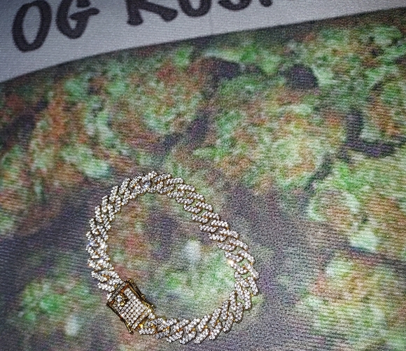 12mm. Electroplated Hip Hop Iced Out Bracelet For Men or Women 9.06 in. - Picture 8 of 11